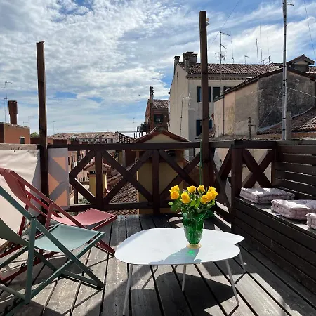 Casa Virginia Direct At The Canal Cannaregio With Own Roof Terrace *