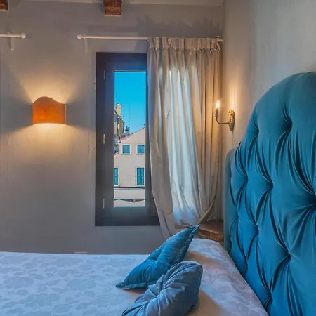 Casa Virginia Direct At The Canal Cannaregio With Own Roof Terrace Apartment *