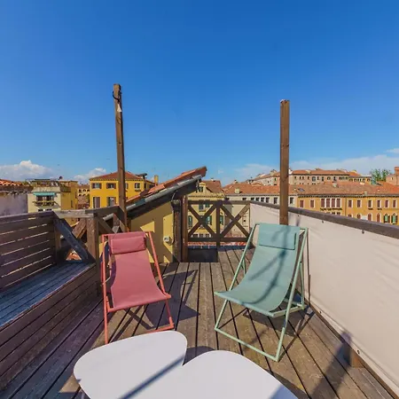 Casa Virginia Direct At The Canal Cannaregio With Own Roof Terrace Apartment