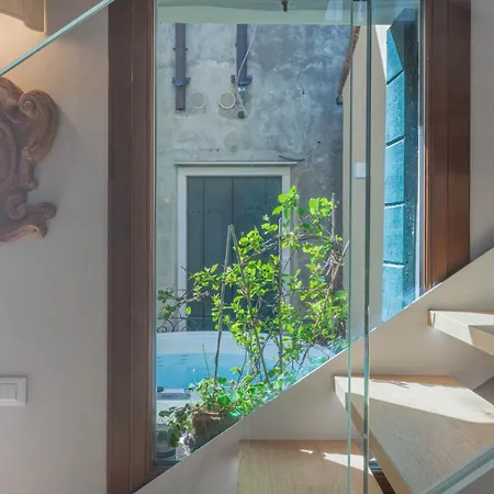 Casa Virginia Direct At The Canal Cannaregio With Own Roof Terrace Apartment *