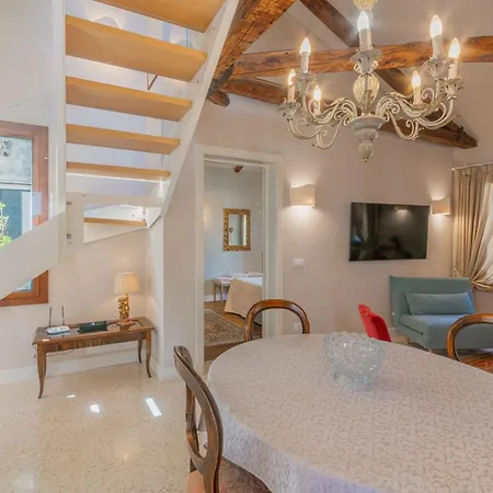 Casa Virginia Direct At The Canal Cannaregio With Own Roof Terrace *