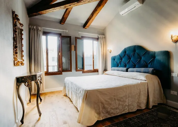 Casa Virginia Direct At The Canal Cannaregio With Own Roof Terrace Appartement