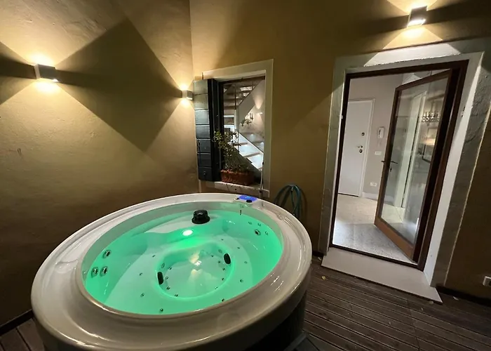 Casa Virginia Direct At The Canal Cannaregio With Own Roof Terrace * Venise