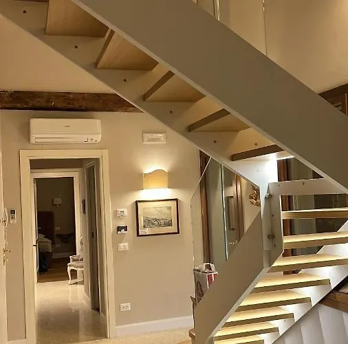 Casa Virginia Direct At The Canal Cannaregio With Own Roof Terrace Appartement *