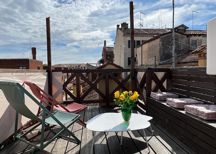 Casa Virginia Direct At The Canal Cannaregio With Own Roof Terrace *