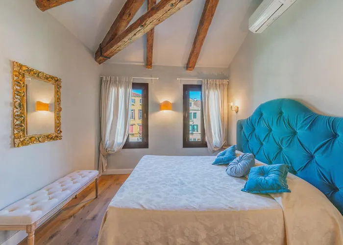 Casa Virginia Direct At The Canal Cannaregio With Own Roof Terrace Appartement Venise