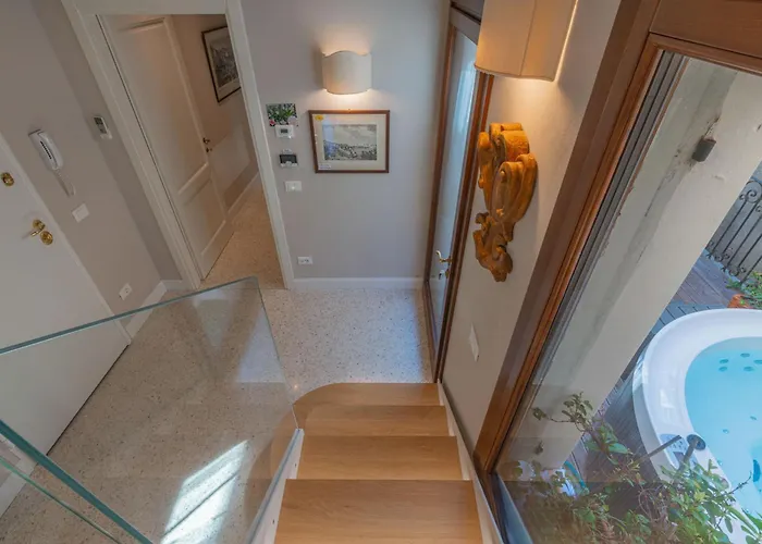 Casa Virginia Direct At The Canal Cannaregio With Own Roof Terrace